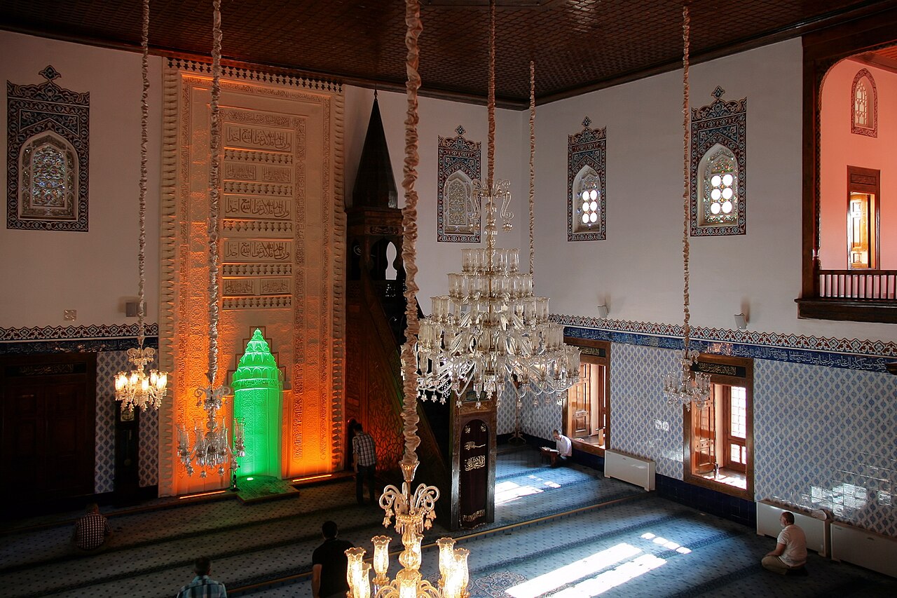 Hacı Bayram Veli Camii Ankara - kızılay günlük kiralık ev yakınında tarihi cami